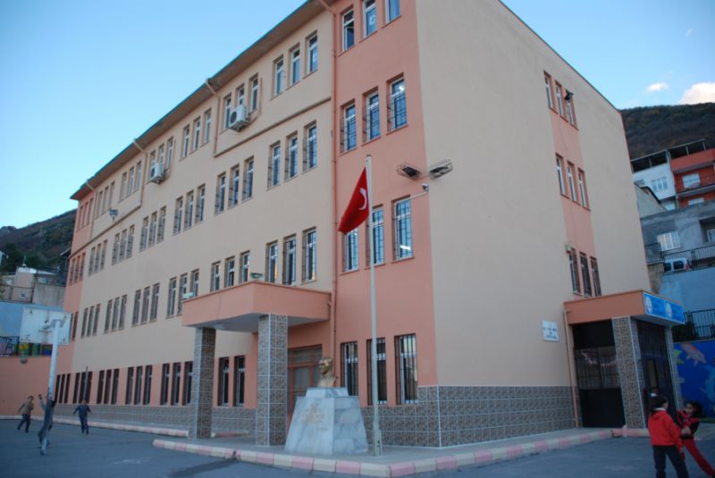 İşgir Ortaokulu 