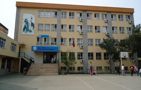 Yavuz Selim İmam Hatip Ortaokulu 