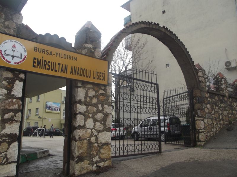 Emirsultan Anadolu Lisesi 