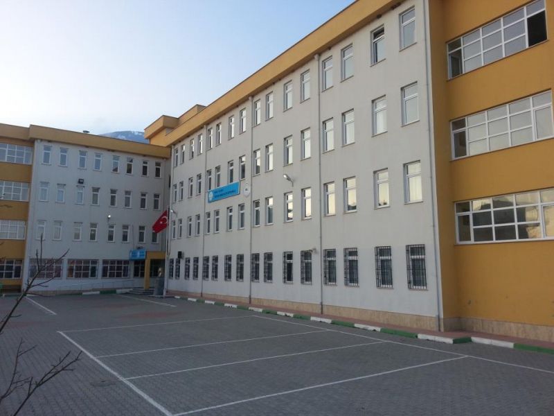 Yiğitler İmam Hatip Ortaokulu 