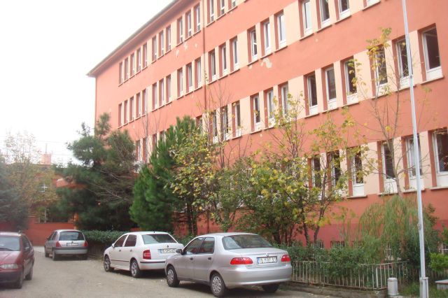 Nuri Erbak Anadolu Lisesi 