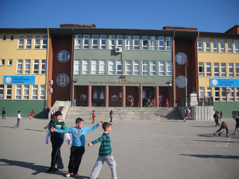Alirızabey İlkokulu 