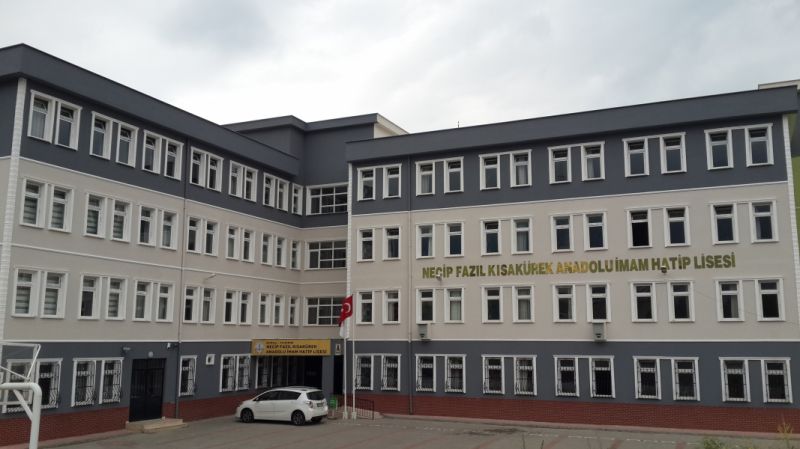 Necip Fazıl Kısakürek Anadolu İmam Hatip Lisesi 
