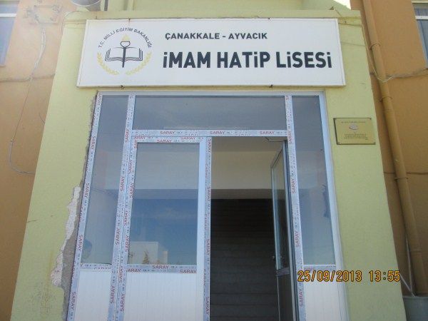 Ayvacık Anadolu İmam Hatip Lisesi 