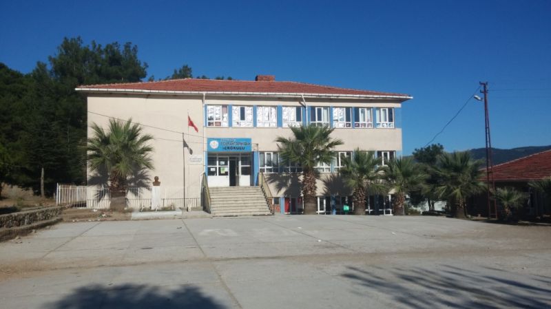 Evciler Şehit Osman Özkan Ortaokulu 