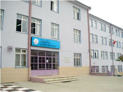 Cumhuriyet İlkokulu 