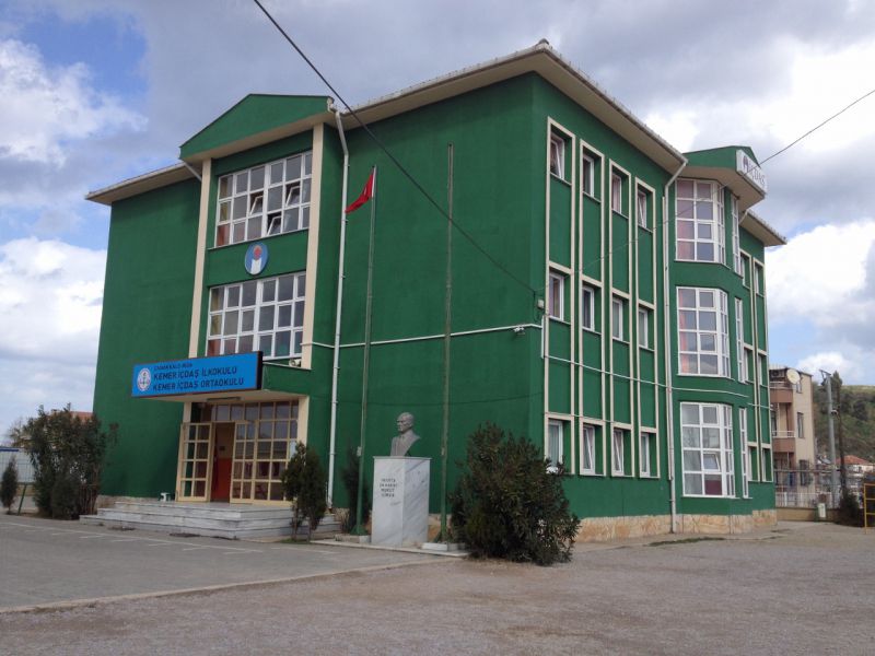 Kemer İçdaş İlkokulu 