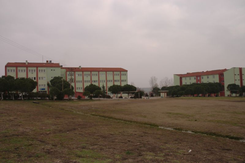 Yeniçiftlik Ortaokulu 