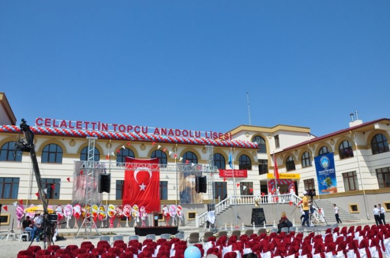 Ezine Celalettin Topçu Anadolu Lisesi 
