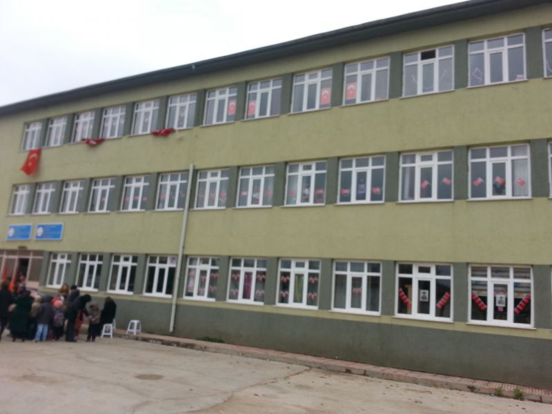 Evreşe Orgeneral Nurettin Ersin İlkokulu 