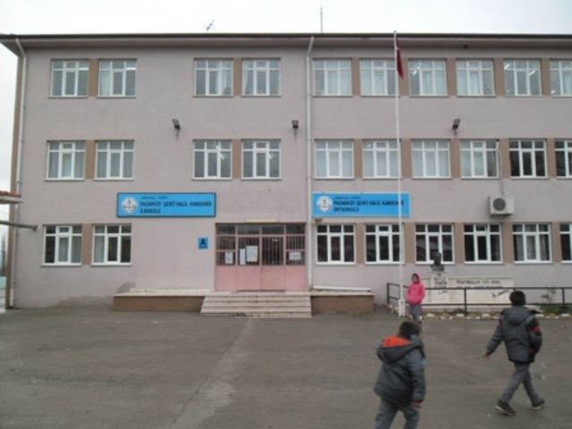 Pazarköy Şehit Halil Kandemir İlkokulu 