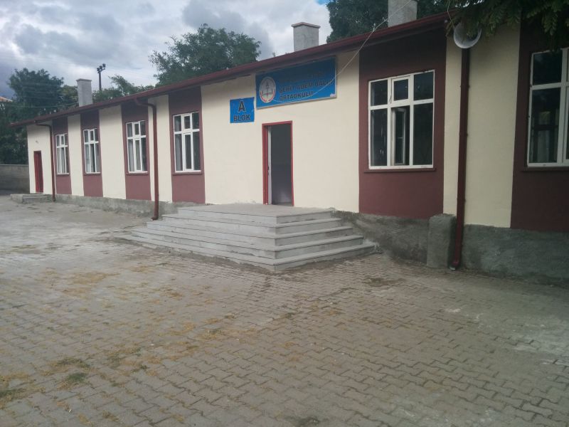 Yukarı Alegöz Şehit Adem Ballı Ortaokulu 