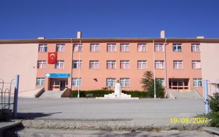 Şehit Yahya Coşkuner Ortaokulu 
