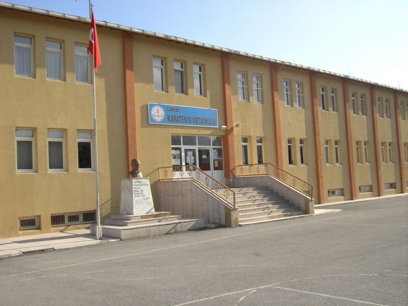 Karatekin Ortaokulu 