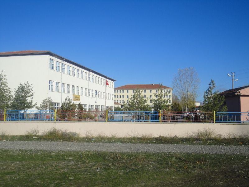 Yıldırım Beyazıt Çok Programlı Anadolu Lisesi 