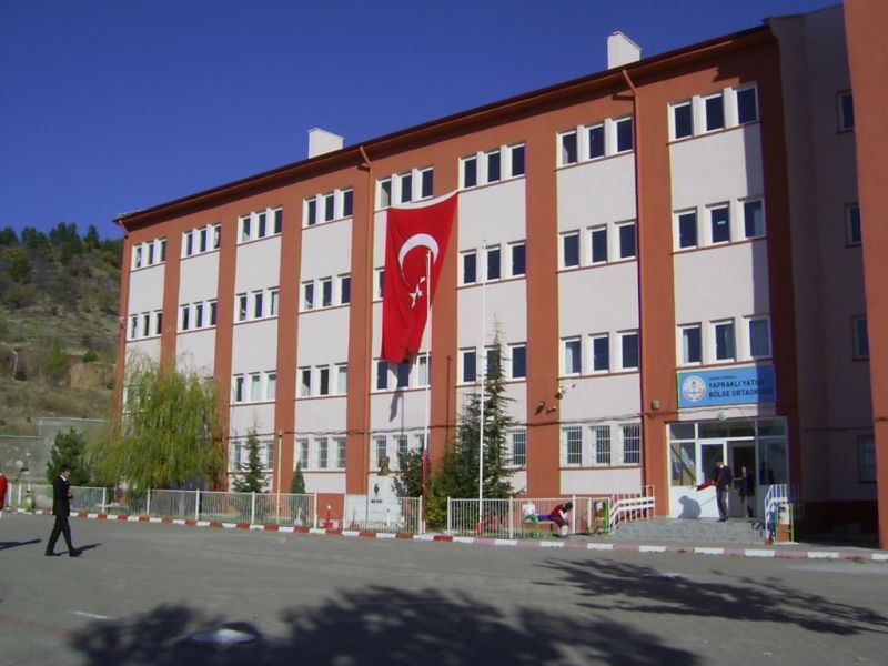 Yapraklı Yatılı Bölge Ortaokulu 
