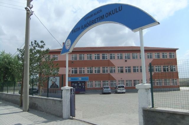 Fatih İlkokulu 