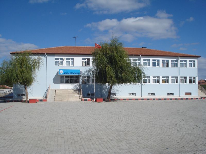 Alaca Ortaokulu 