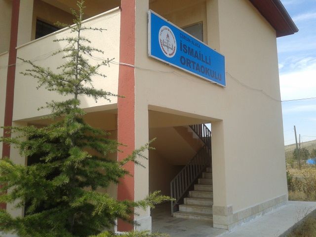 İsmailli Ortaokulu 
