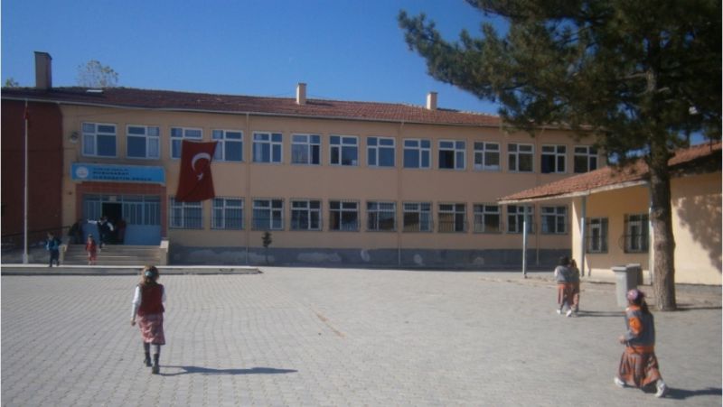 Kurusaray Ortaokulu 
