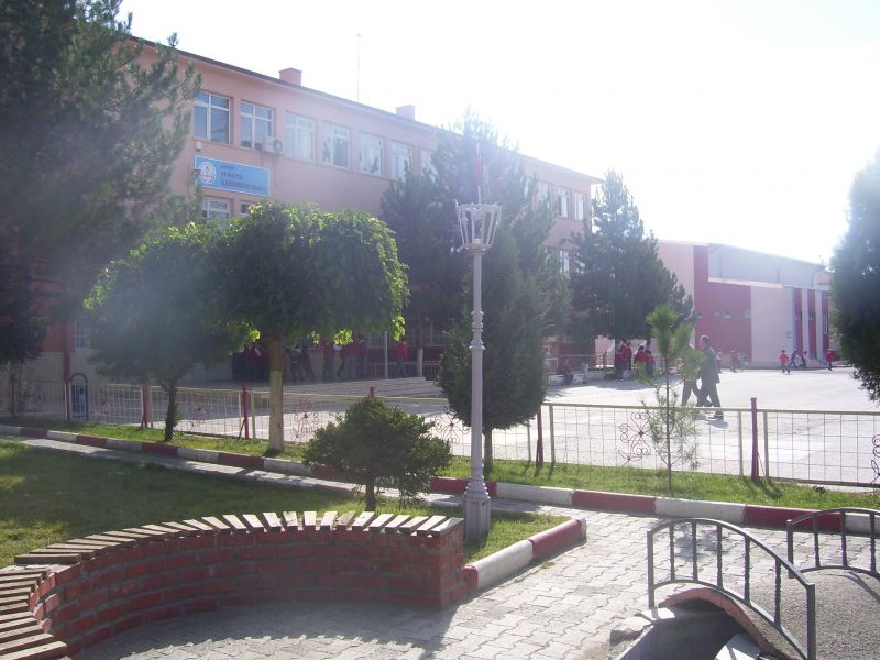 19 Mayıs İlkokulu 