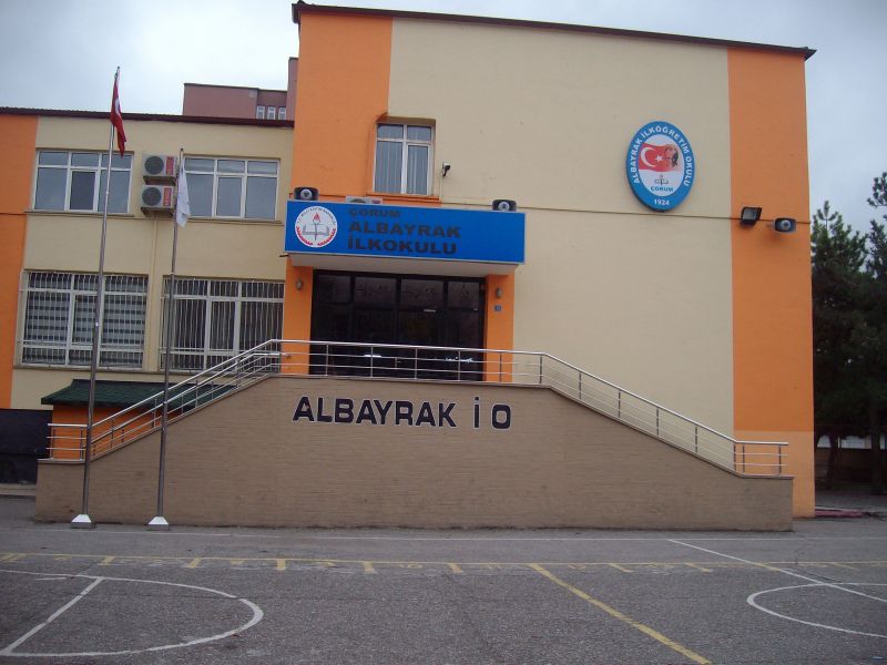 Albayrak İlkokulu 