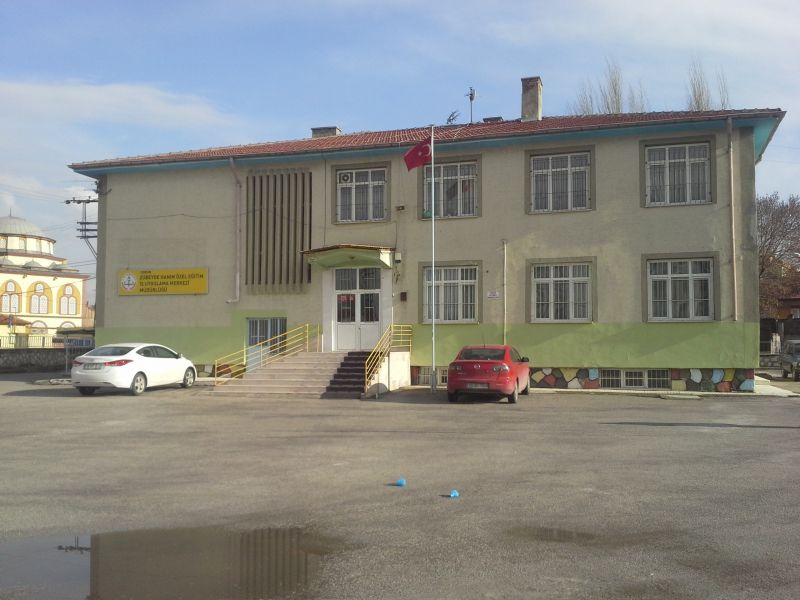 Zübeyde Hanım Özel Eğitim İş Uygulama Merkezi (Okulu) 