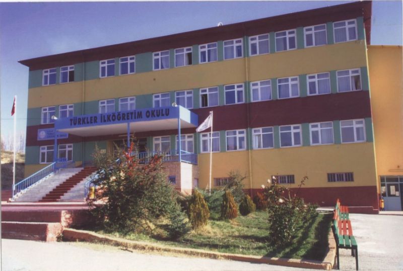 Türkler Ortaokulu 