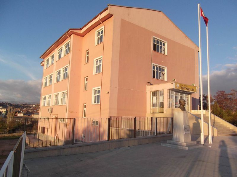 Sungurlu Sunguroğlu Mesleki Ve Teknik Anadolu Lisesi 