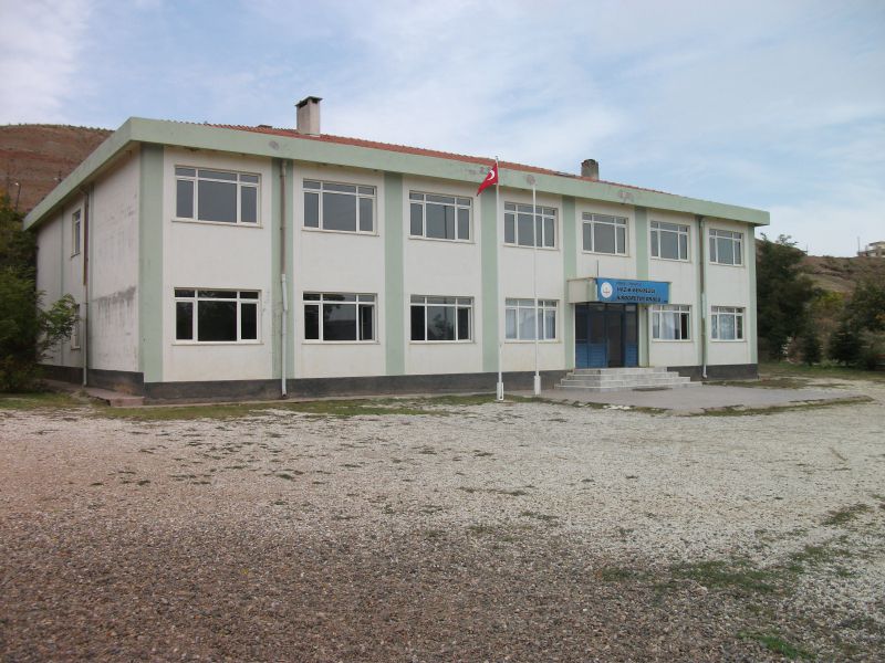 İnegazili Nazik Bekmezci İlkokulu 