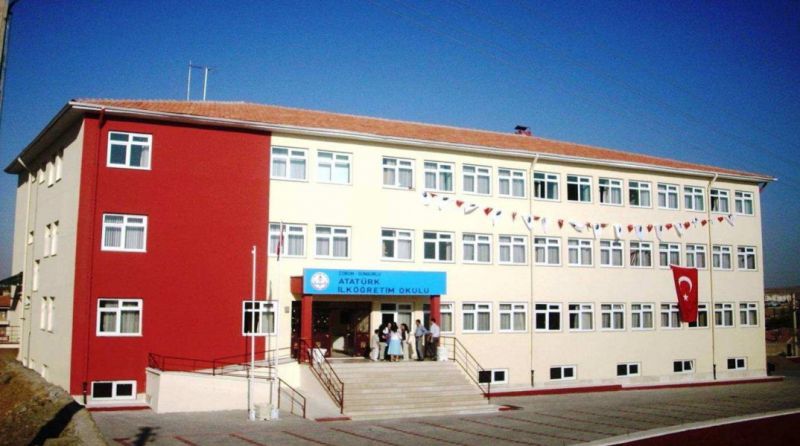 Atatürk Ortaokulu 