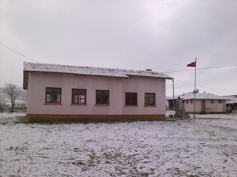 Yarımca İlkokulu 