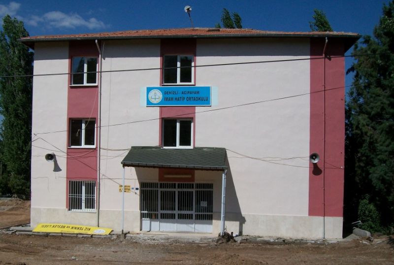 Acipayam İmam Hatip Ortaokulu 