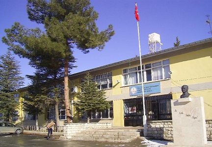 Yeşilyuva Şehit Üsteğmen Ahmet Şevki Evin Ortaokulu 