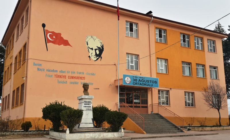 30 Ağustos Ortaokulu 