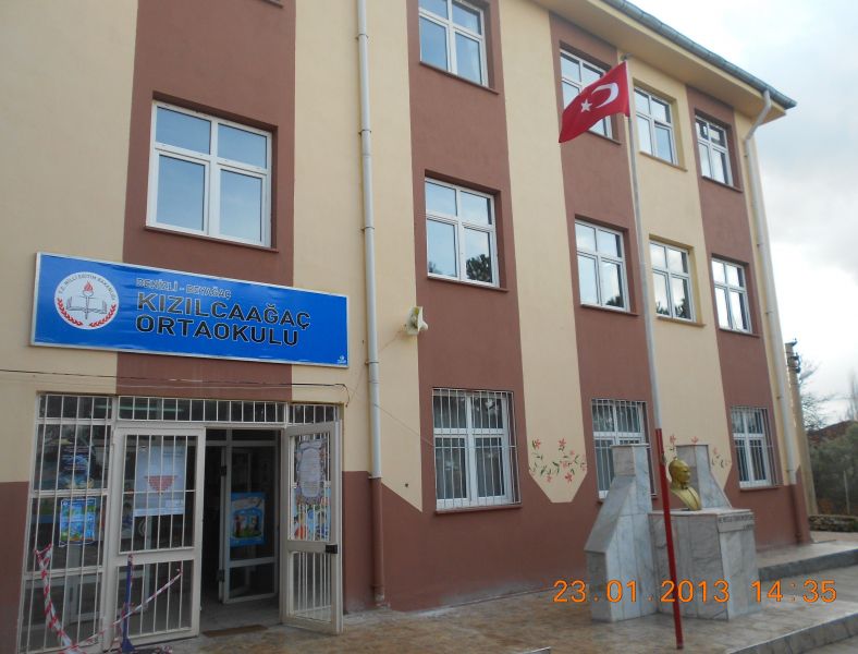 Kızılcaağaç İlkokulu 