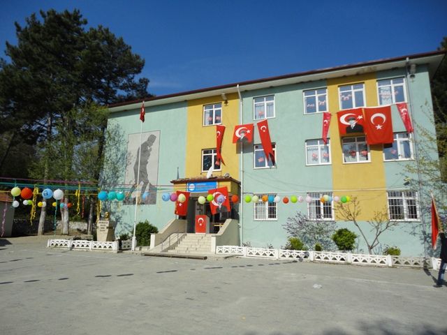Gülalan Özer Vural Ortaokulu 