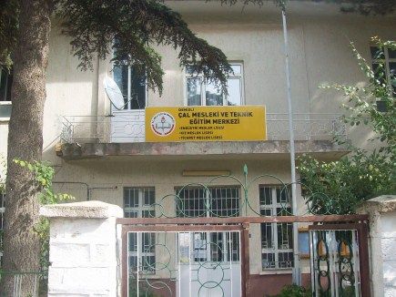 Çal Meslekî Ve Teknik Eğitim Merkezi, Mesleki Eğitim Merkezi 