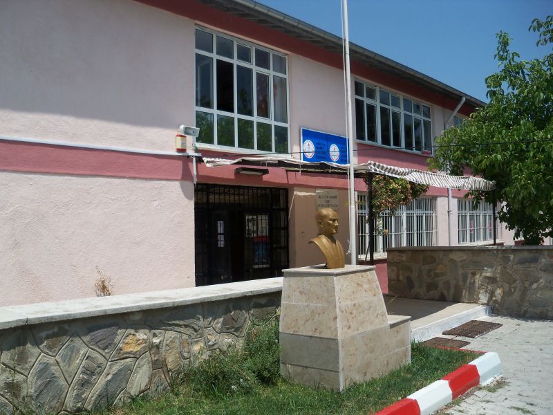 İsabey Atatürk İlkokulu 