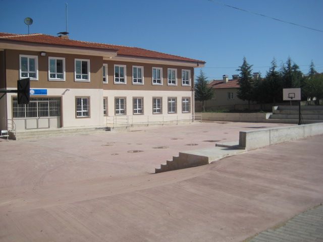 Sazak Ortaokulu 