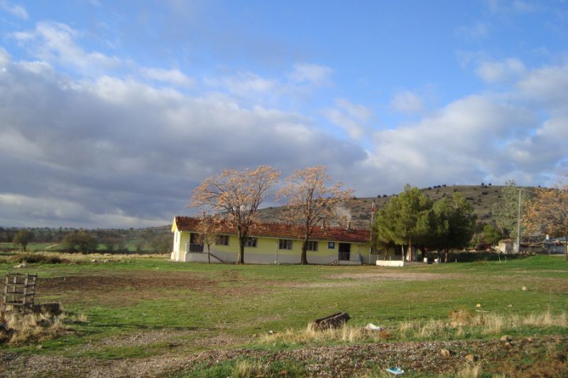 Sarılar İlkokulu 