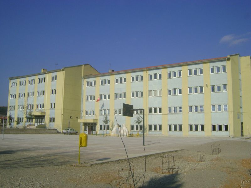 75. Yıl Ortaokulu 