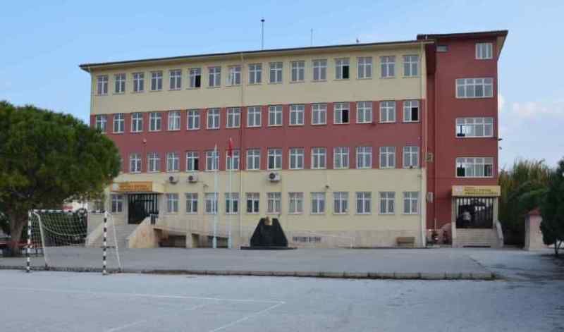 Nevzat Erten Anadolu Lisesi 