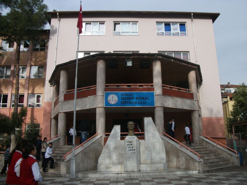 Namık Kemal Ortaokulu 