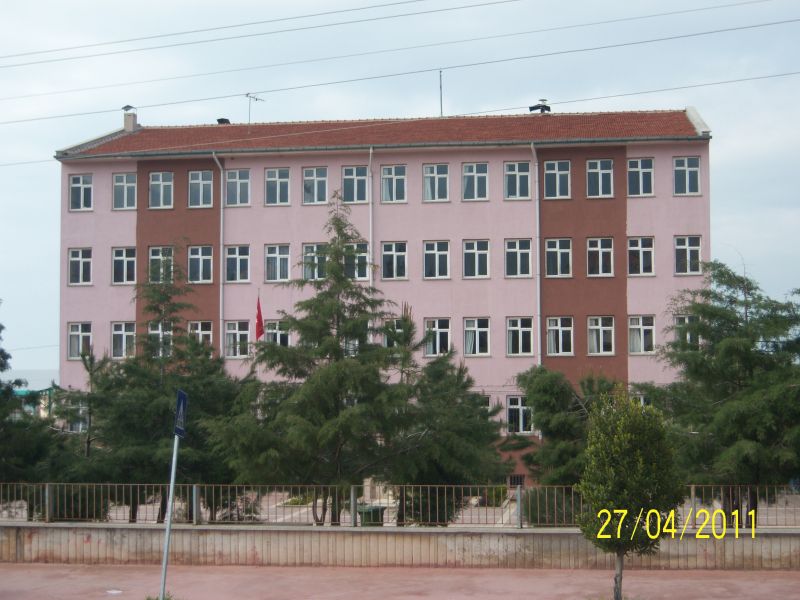 Yunus Emre Mesleki Ve Teknik Anadolu Lisesi 