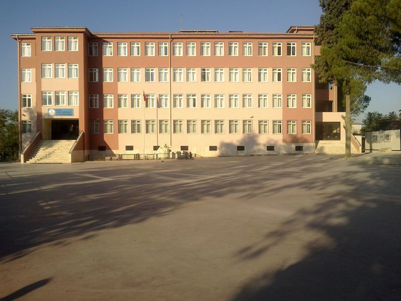 Ahmet Sami Uslu Ortaokulu 