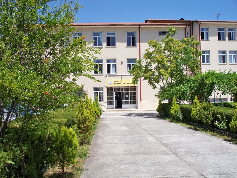 Mehmet Akif Ersoy Anadolu Lisesi 