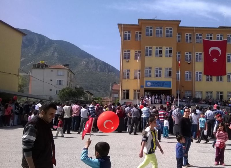 Denizli Ticaret Borsası Ortaokulu 