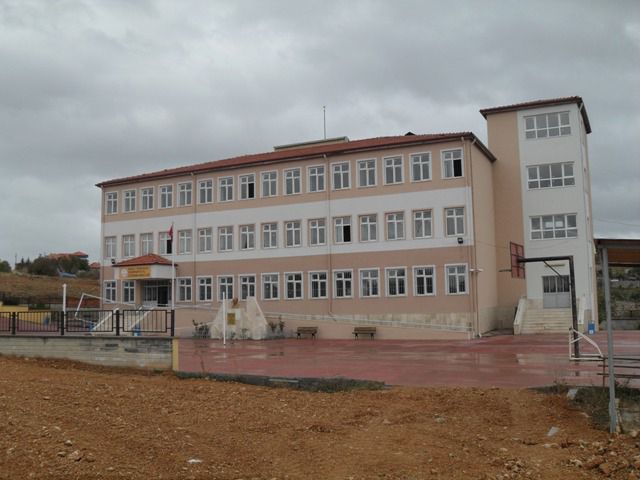 Uzunpınar 70. Yıl Çok Programlı Anadolu Lisesi 