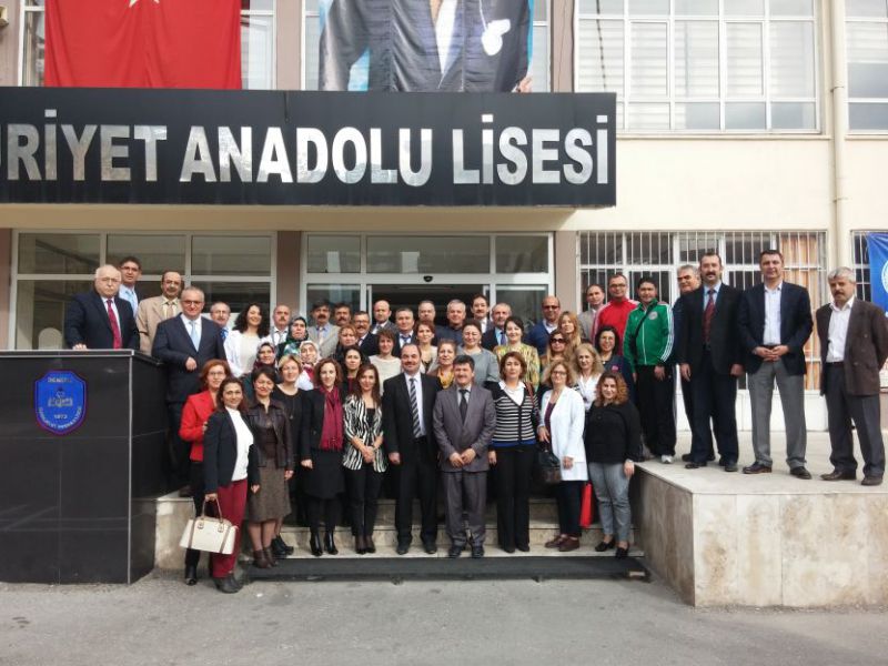 Cumhuriyet Anadolu Lisesi 